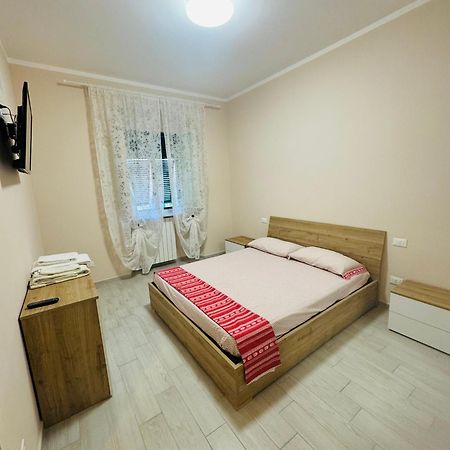 Апартаменты Casa Ayden Ливорно Экстерьер фото